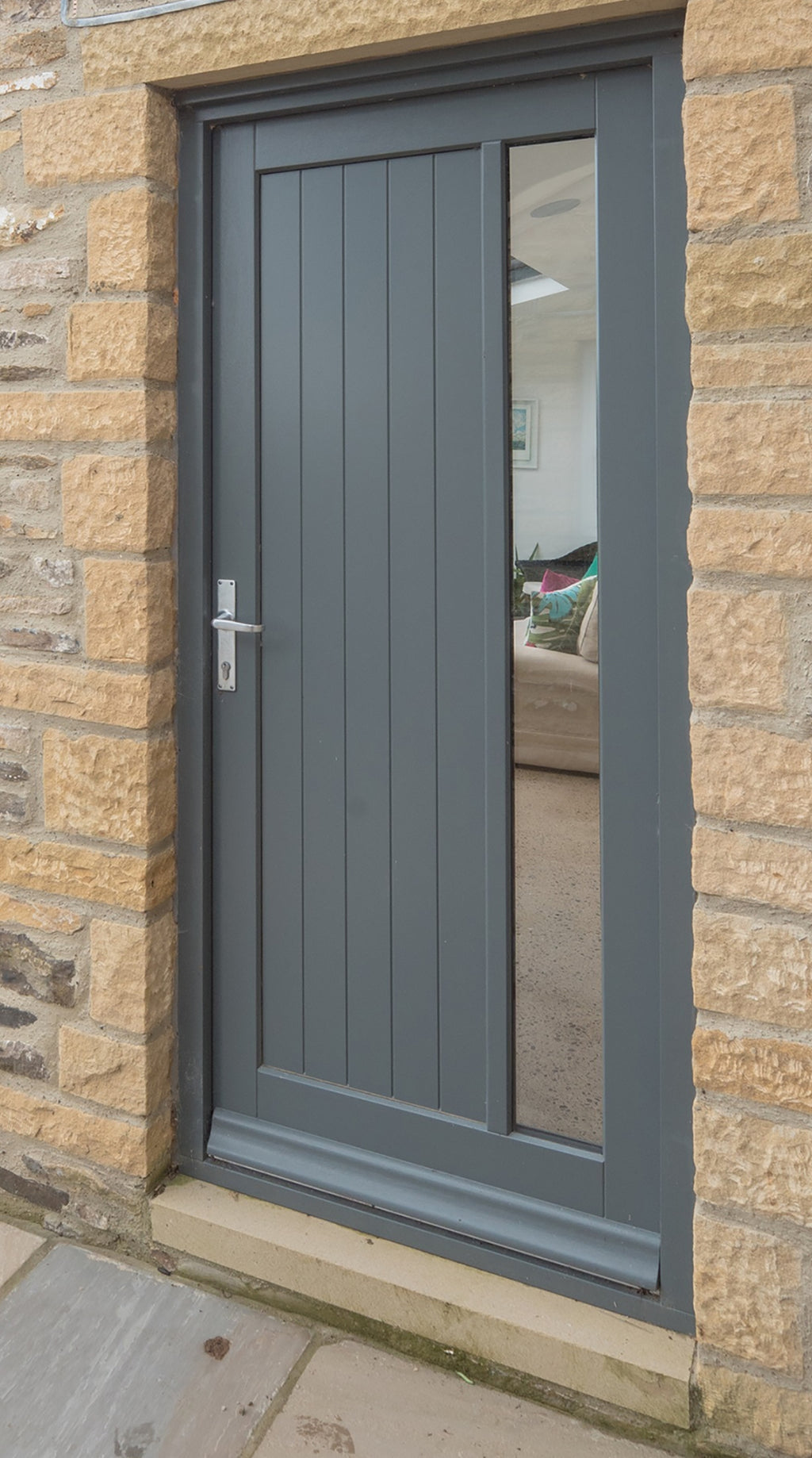 Bespoke contemporary clear glazed timber door with frame. Supply & fit North London, NW London, Middlesex, Herts & Essex.
